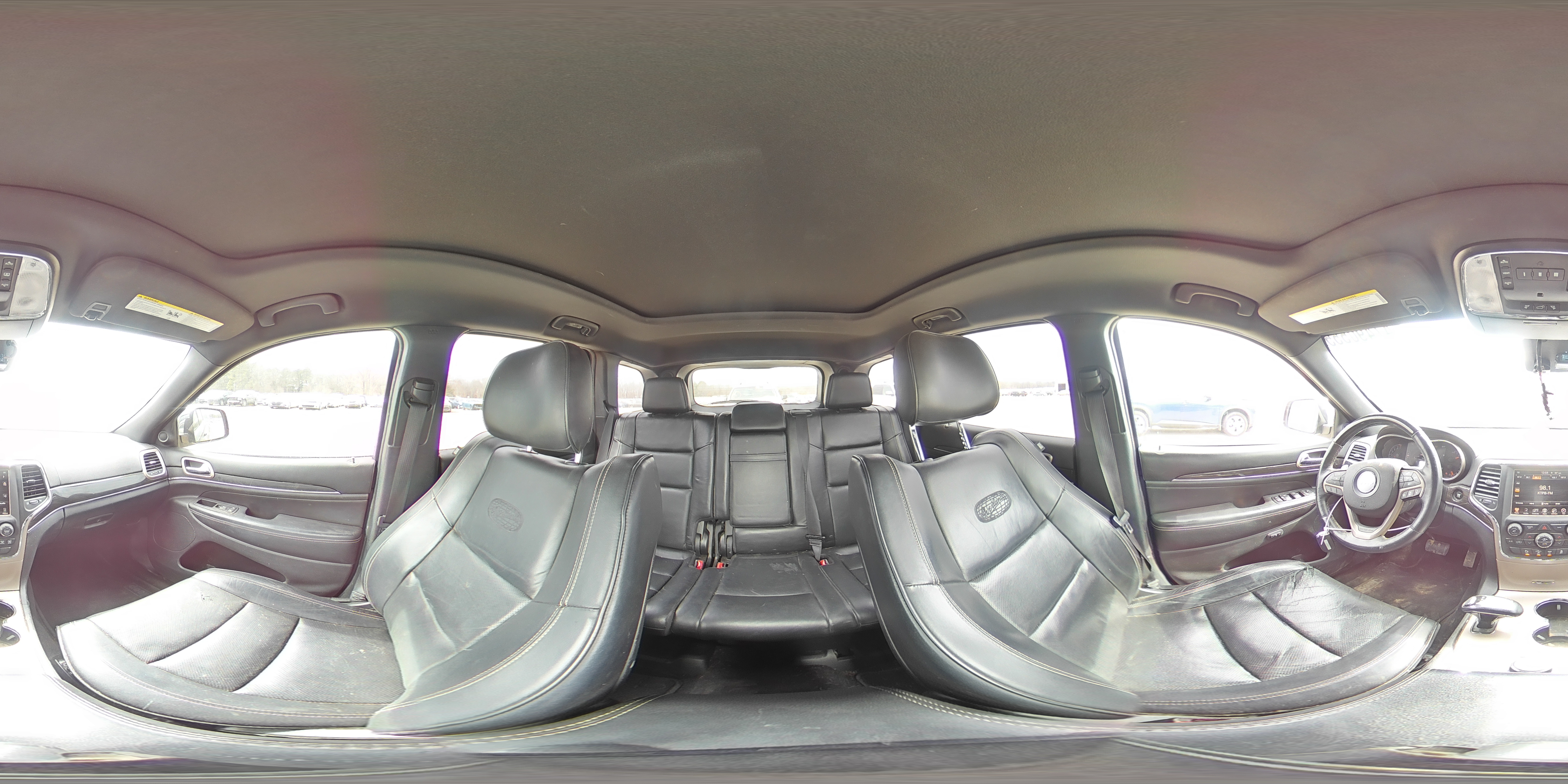 2015 Jeep Grand Cherokee - Image 13