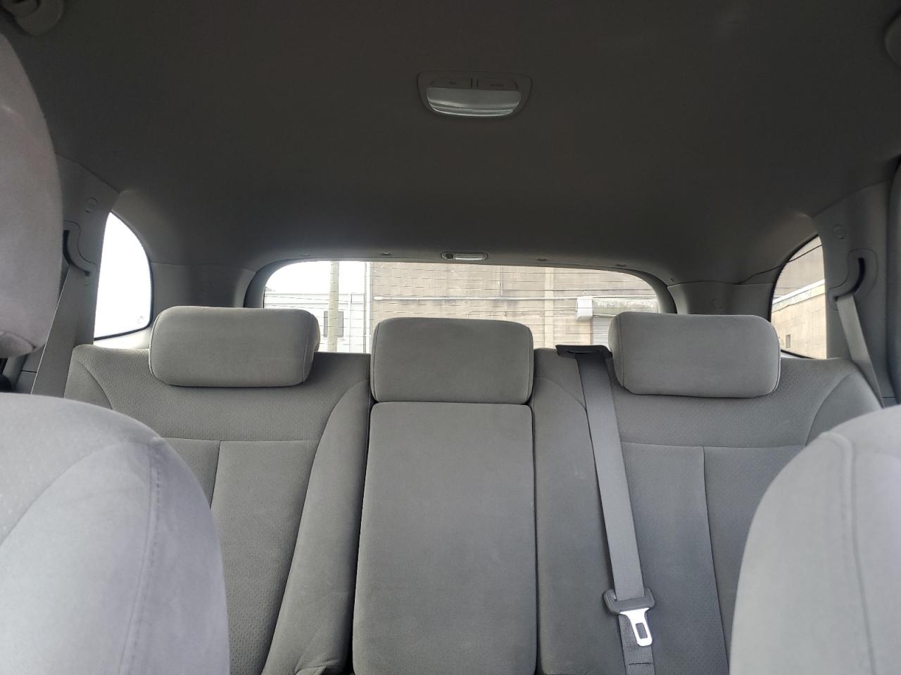 2008 Hyundai Santa Fe - Image 10