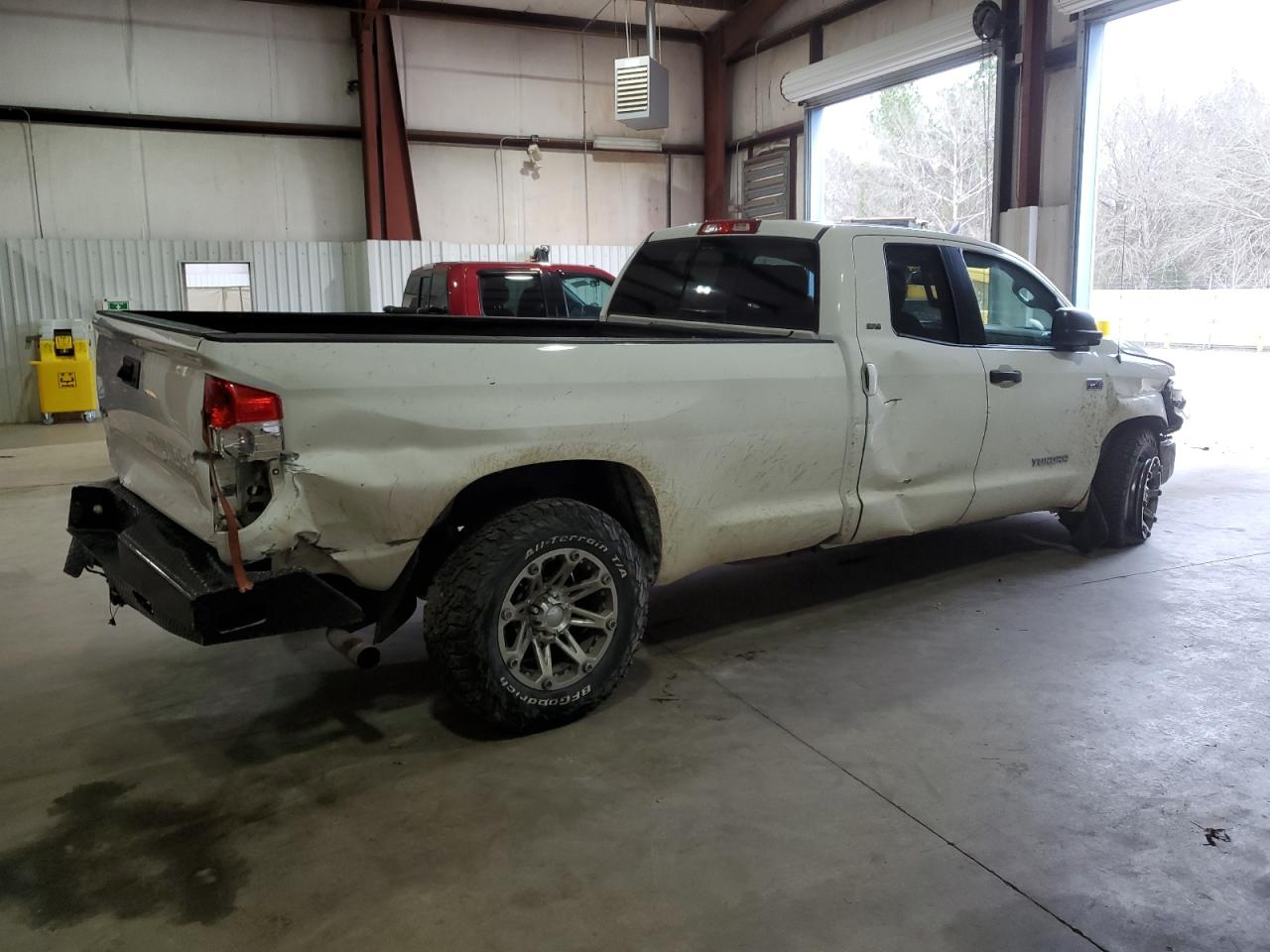 2014 Toyota Tundra - Image 3