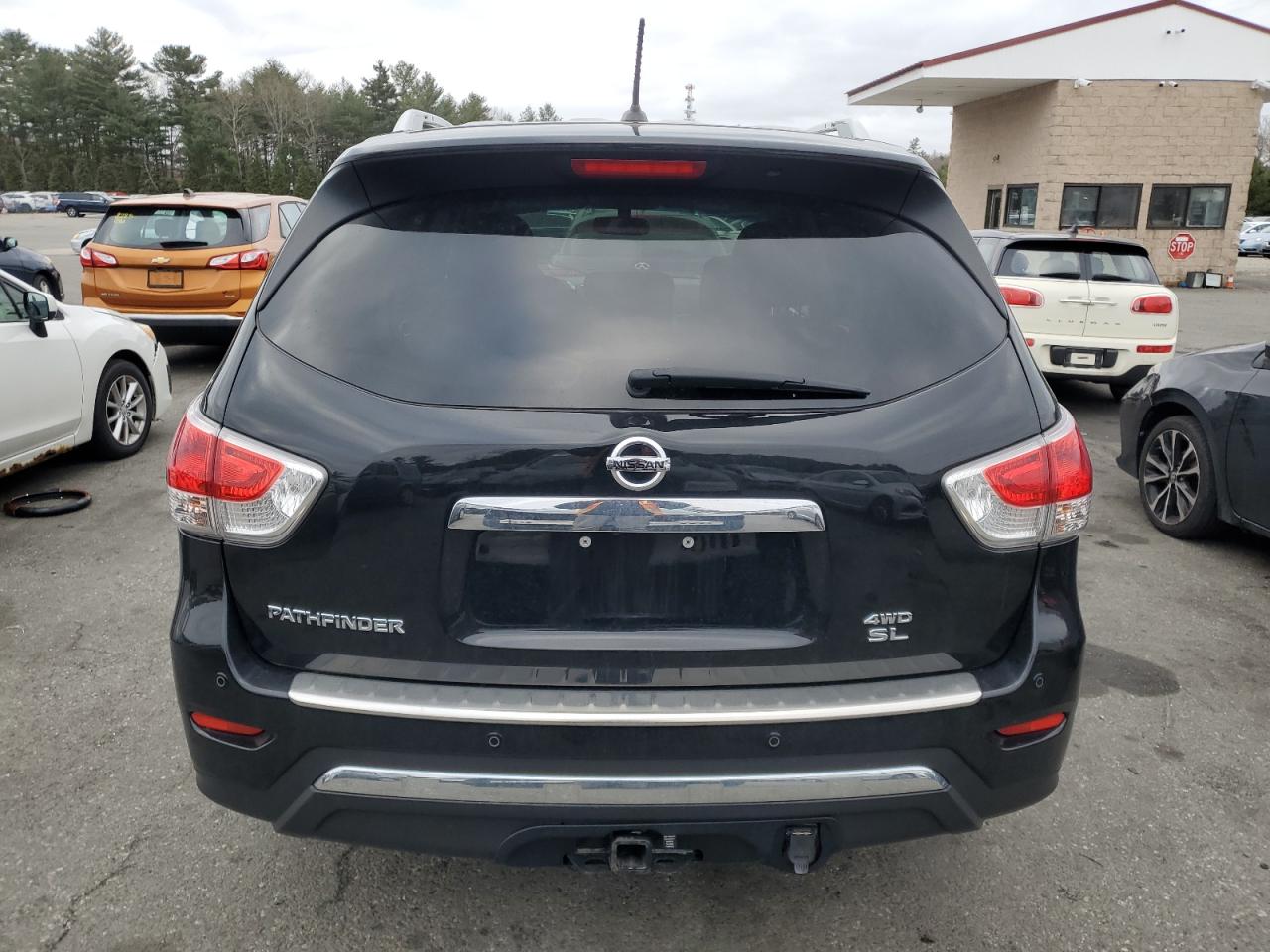 2014 Nissan Pathfinder - Image 6