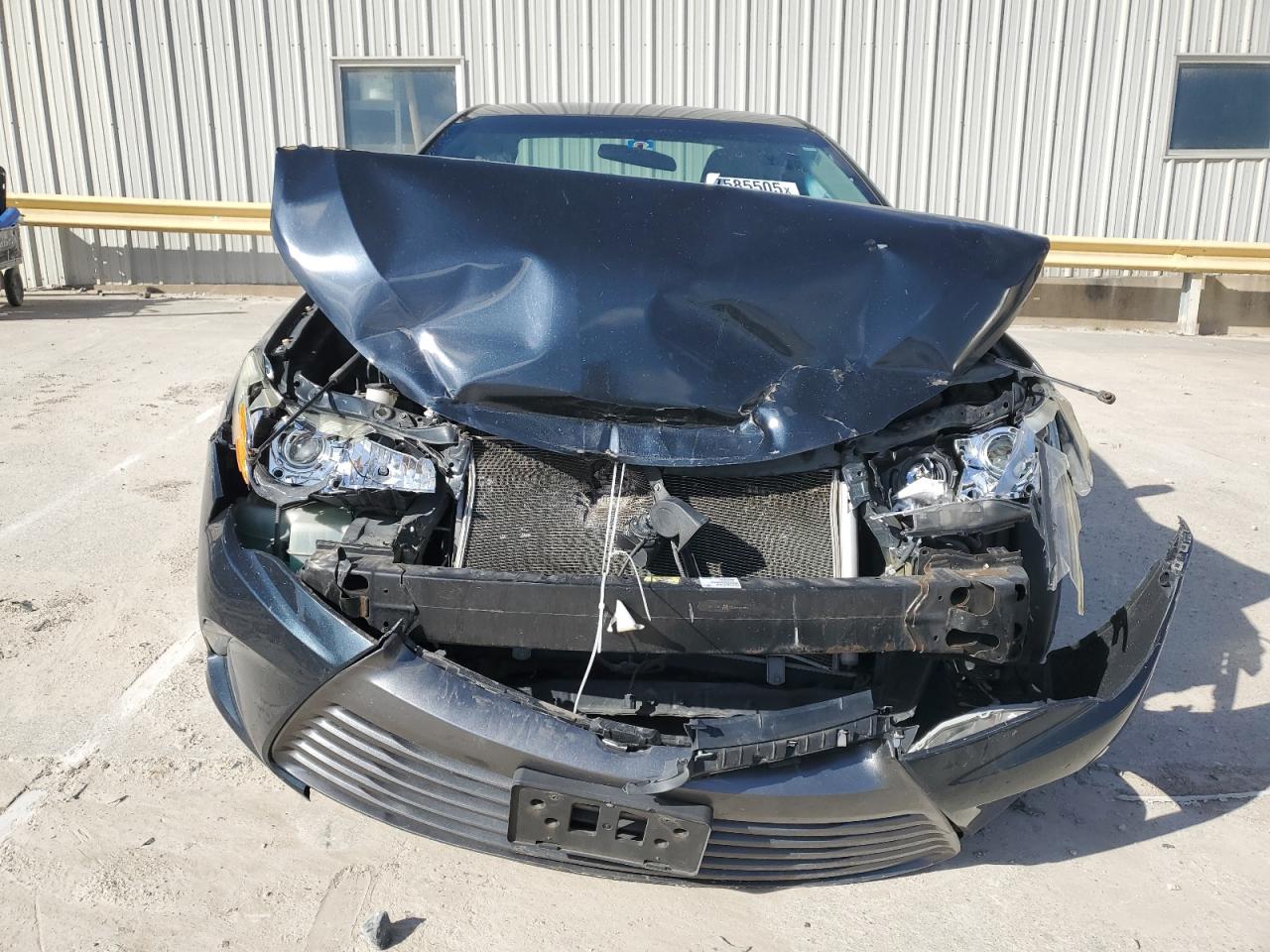2015 Toyota Camry - Image 5