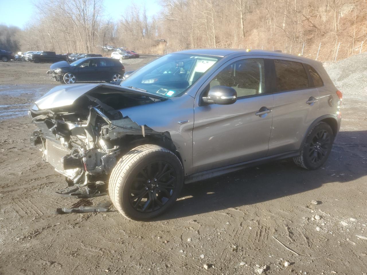 2018 Mitsubishi Outlander - Image 1