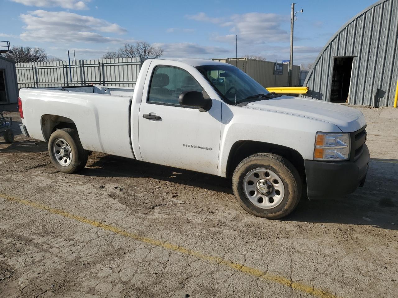 2013 Chevrolet Silverado - Image 4