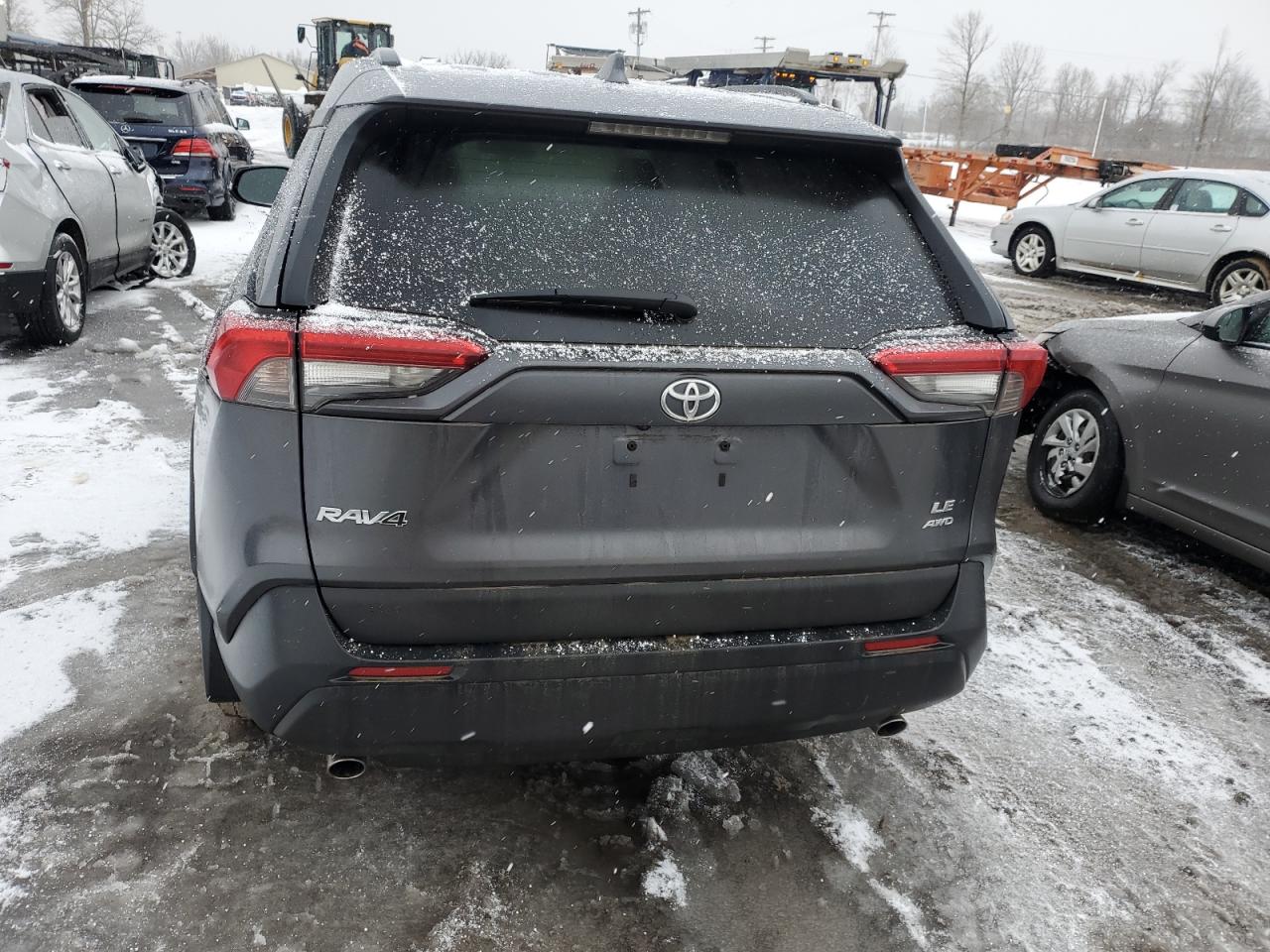 2021 Toyota RAV 4 - Image 6
