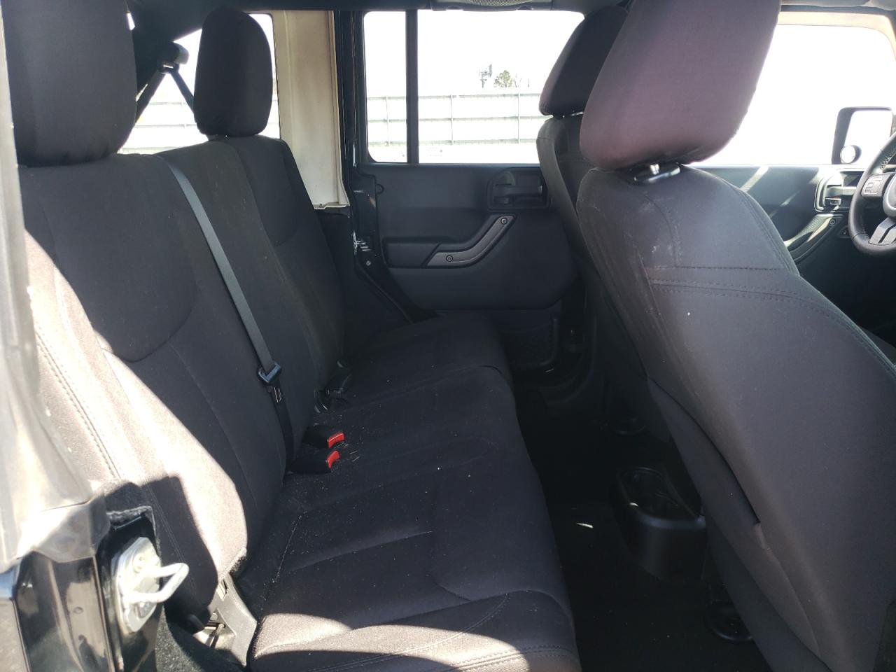 2013 Jeep Wrangler - Image 10