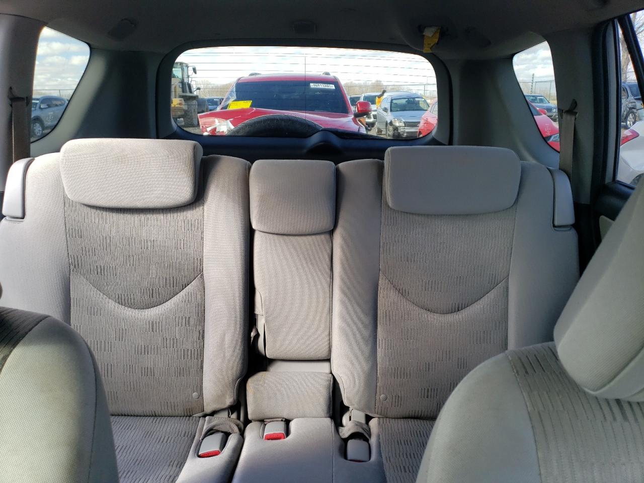 2010 Toyota RAV 4 - Image 10