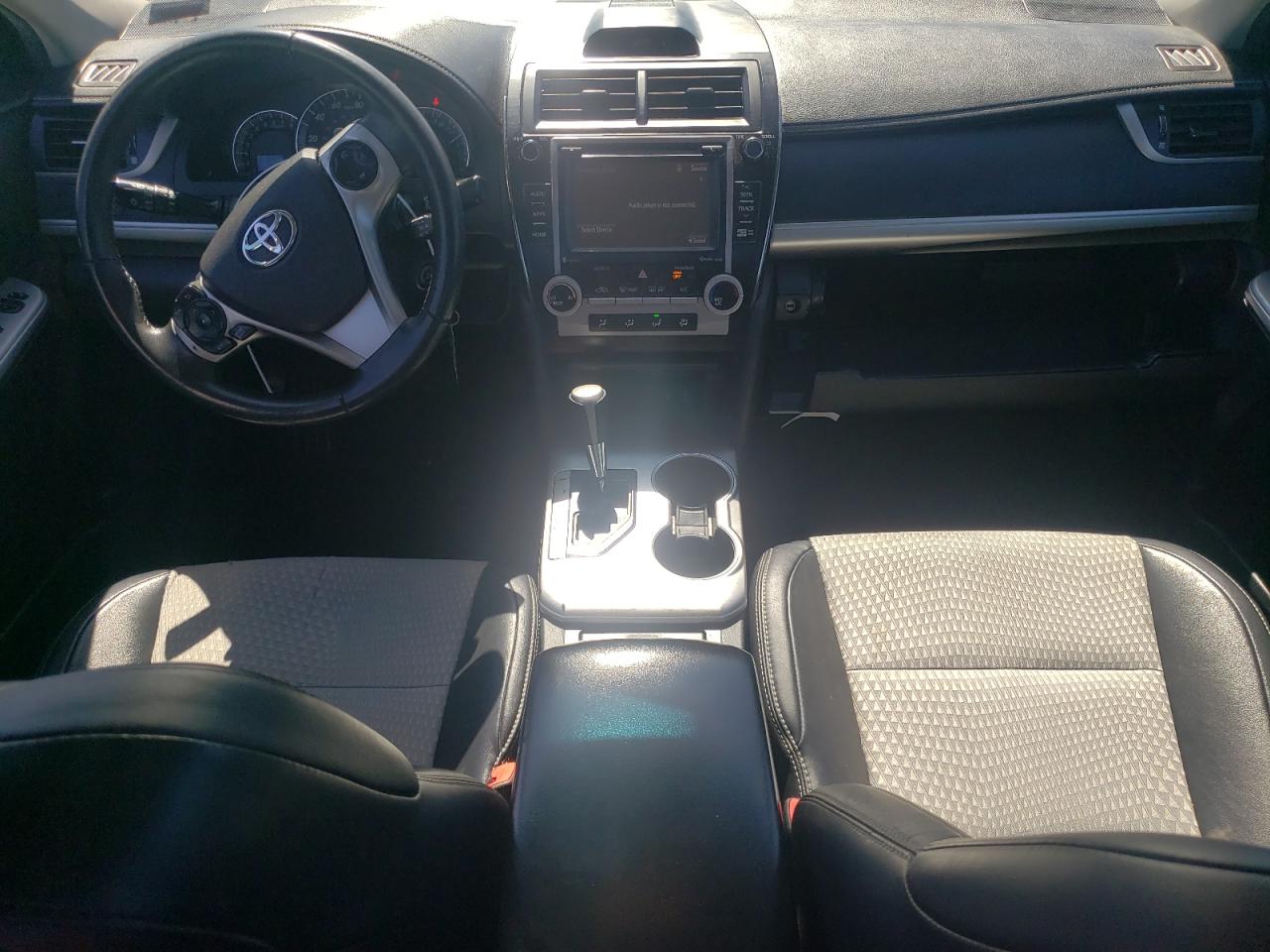 2014 Toyota Camry - Image 8