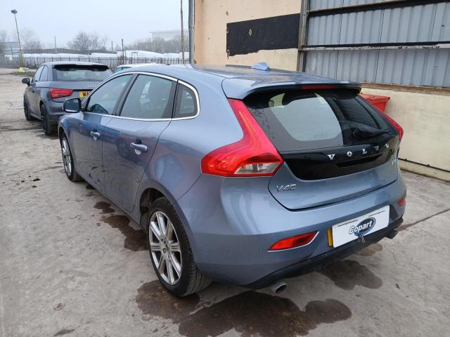 2019 VOLVO V40 INSCRI