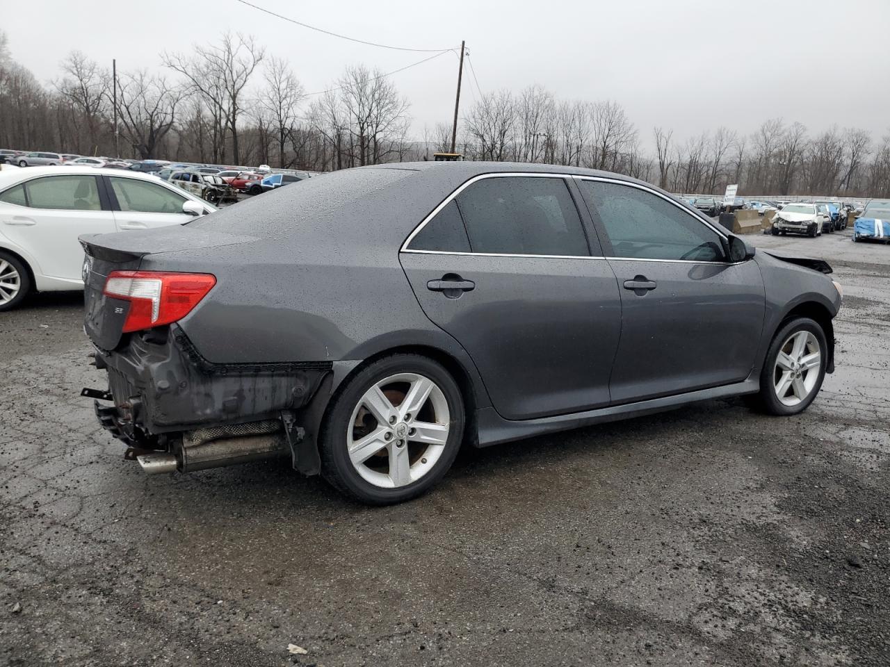 2013 Toyota Camry - Image 3