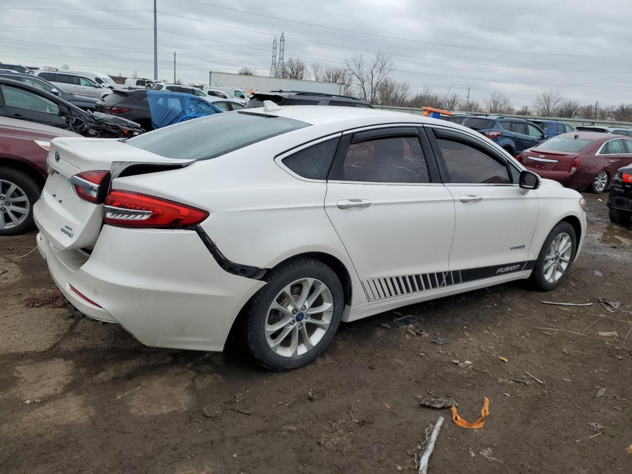 3FA6P0MU6KR197445 FORD FUSION 2019