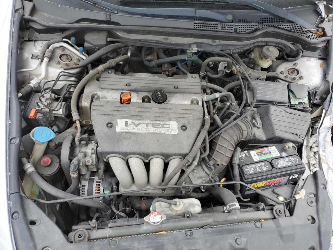 2004 Honda Accord - Image 12