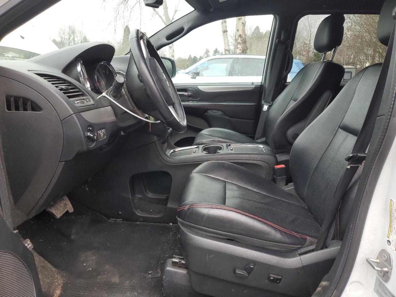 2017 Dodge Caravan - Image 7