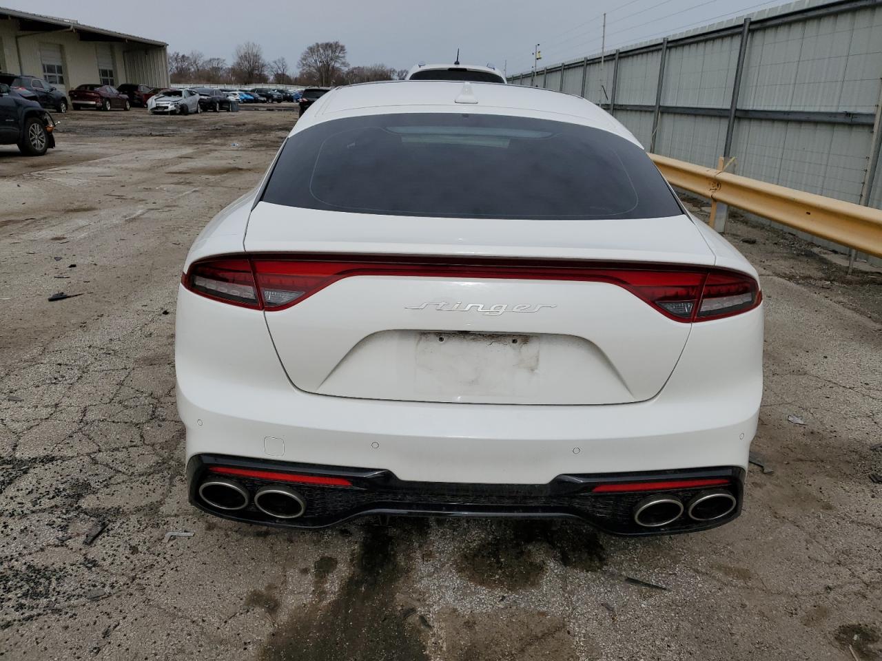 2023 Kia Stinger - Image 6