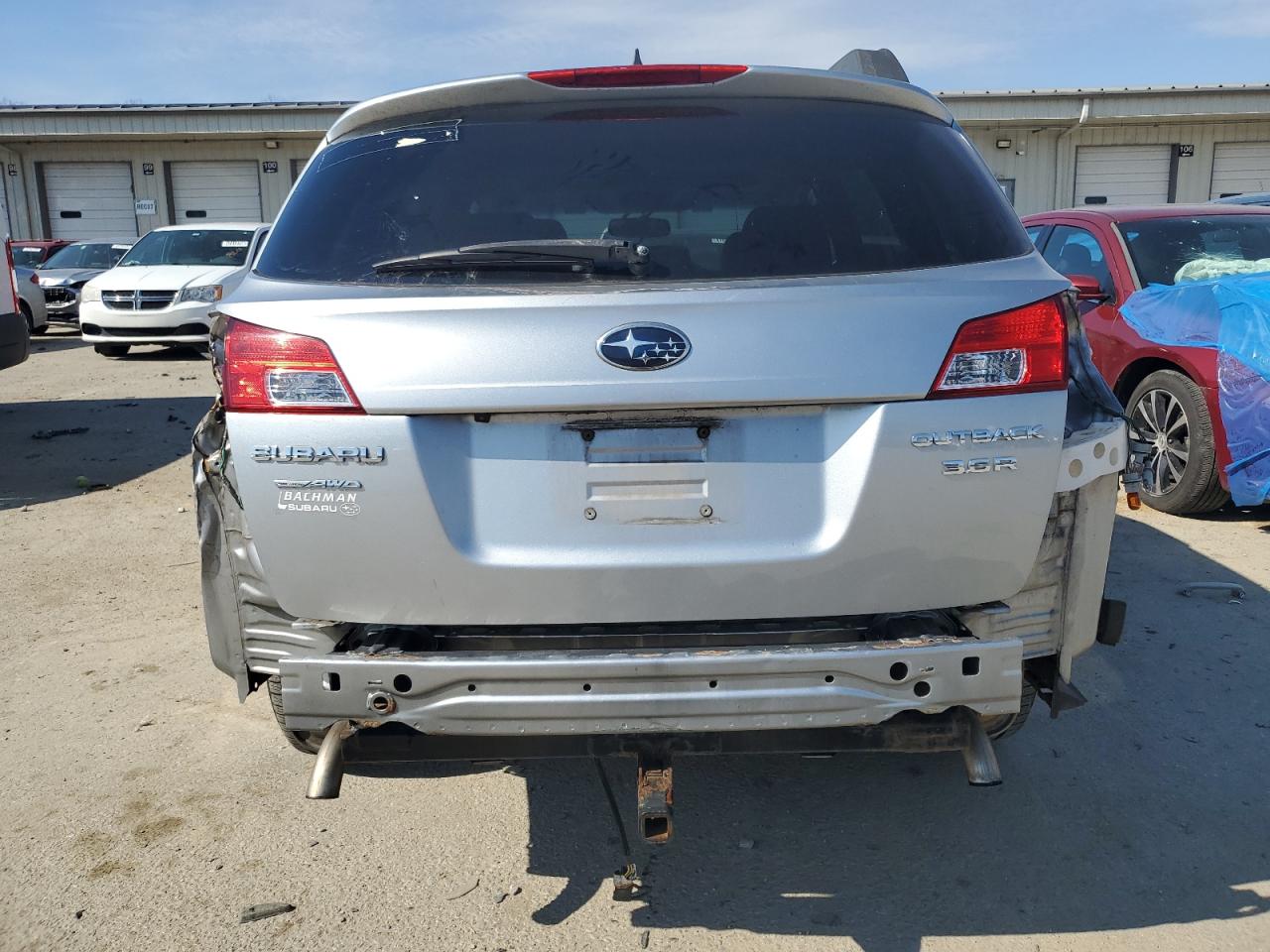 2012 Subaru Outback - Image 6