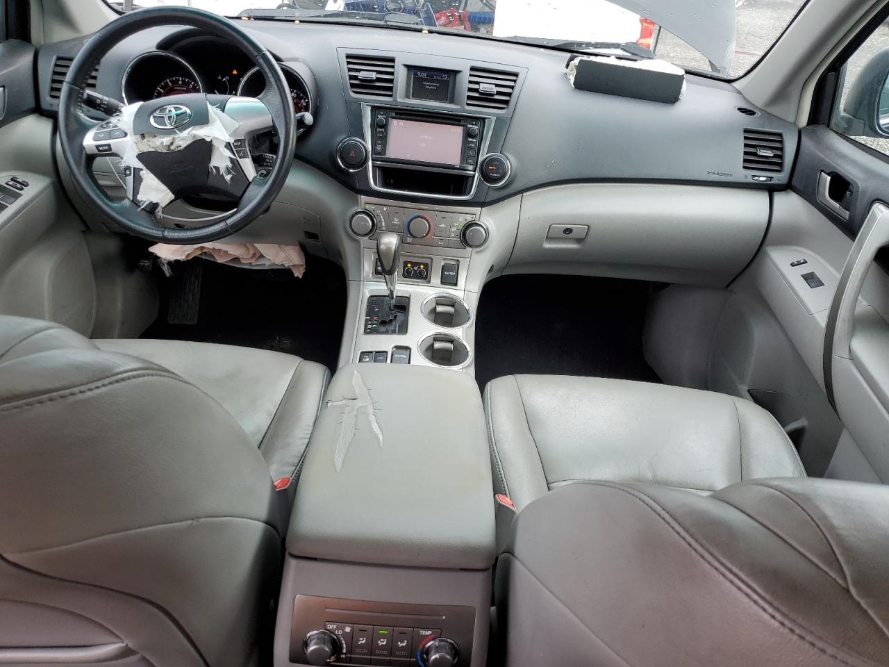 2013 Toyota Highlander - Image 8