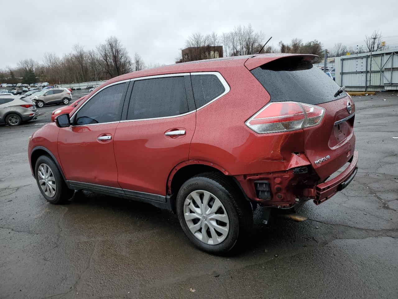2015 Nissan Rogue - Image 2