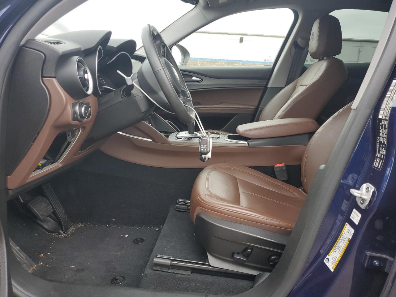 2020 Alfa Romeo Stelvio - Image 7