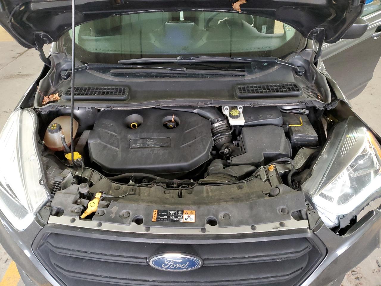 1FMCU9G93HUC05130 FORD ESCAPE 2017