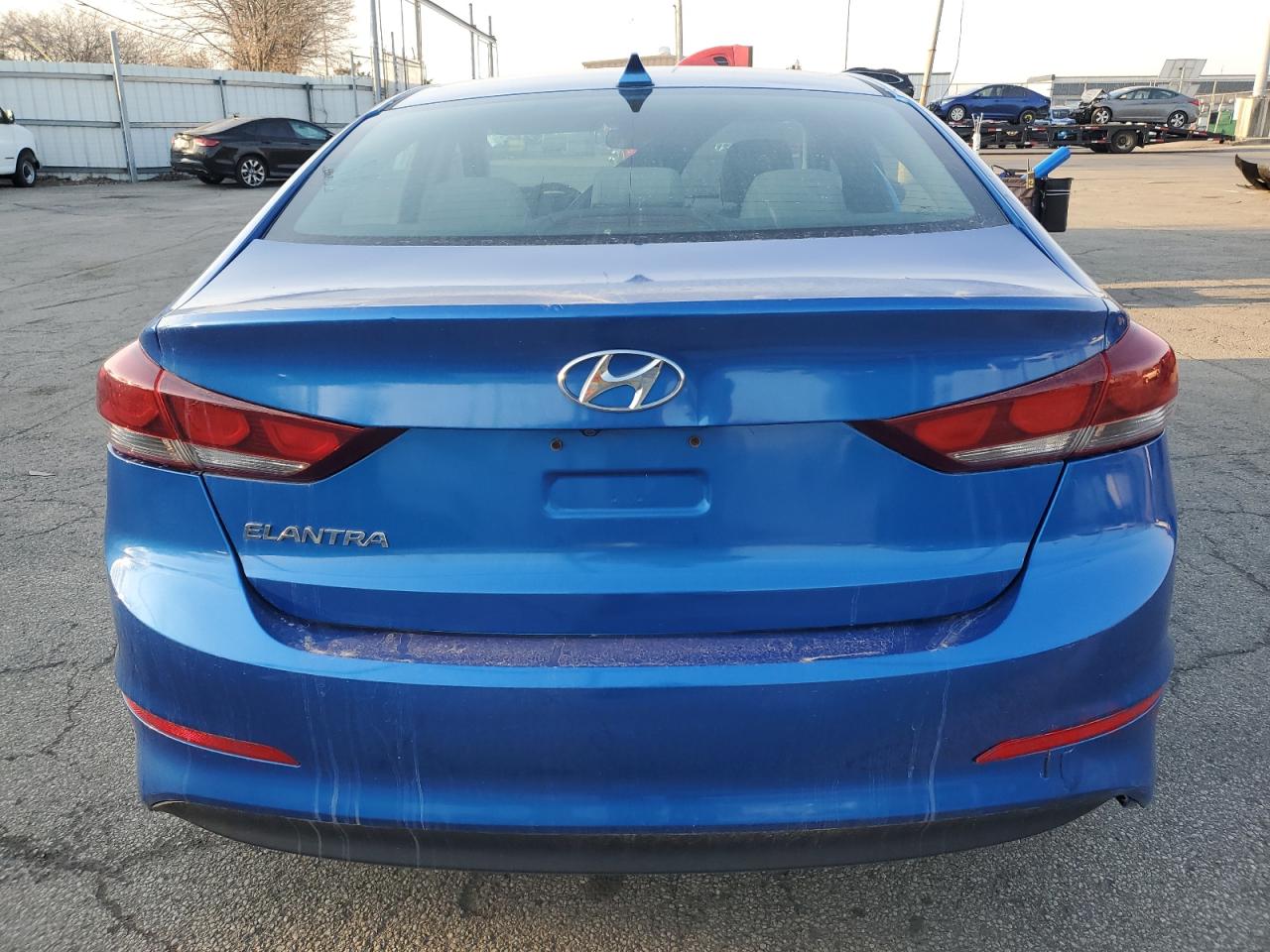 2017 Hyundai Elantra - Image 6