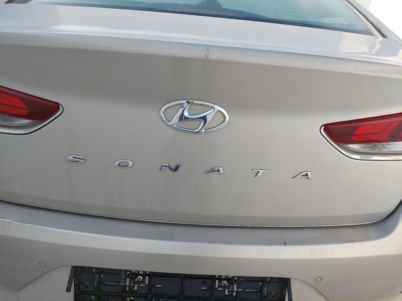 KMHE241G5JA467330 - 2018 Hyundai SONATA - #47900835