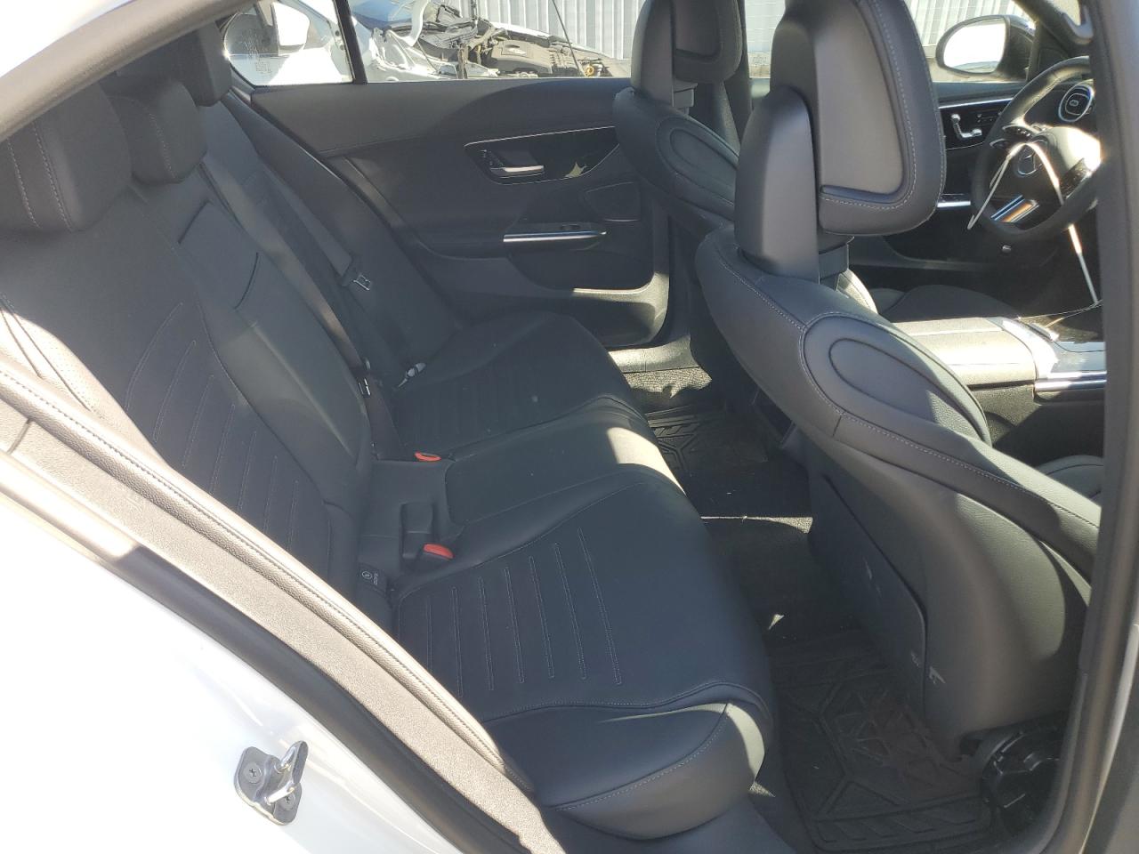 2025 Mercedes-Benz C-klasse - Image 10