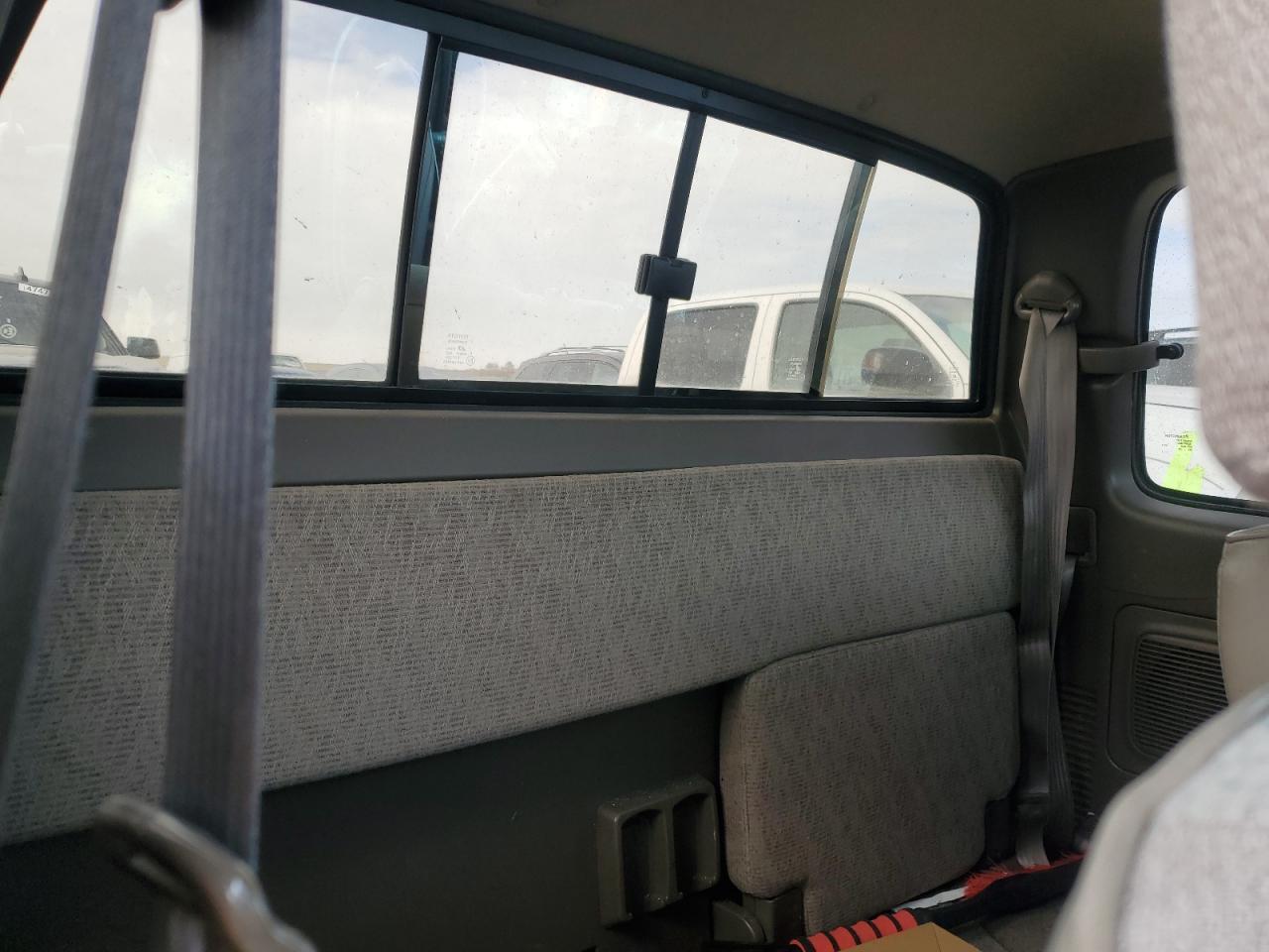 1998 Toyota Tacoma - Image 10