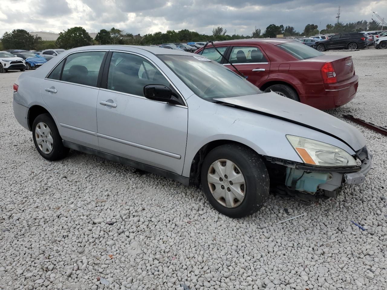 2004 Honda Accord - Image 4