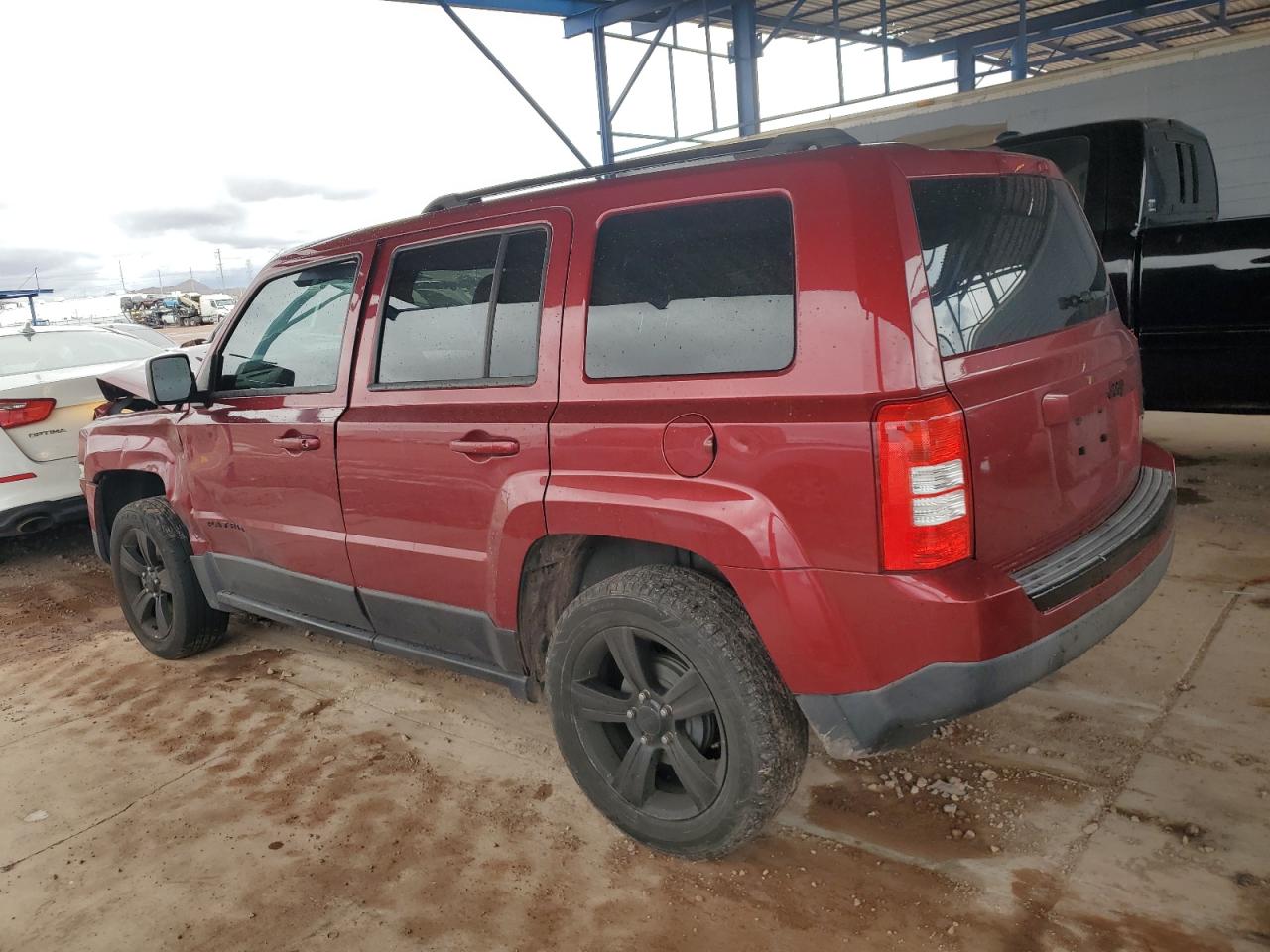 2014 Jeep Liberty (Patriot) - Image 2