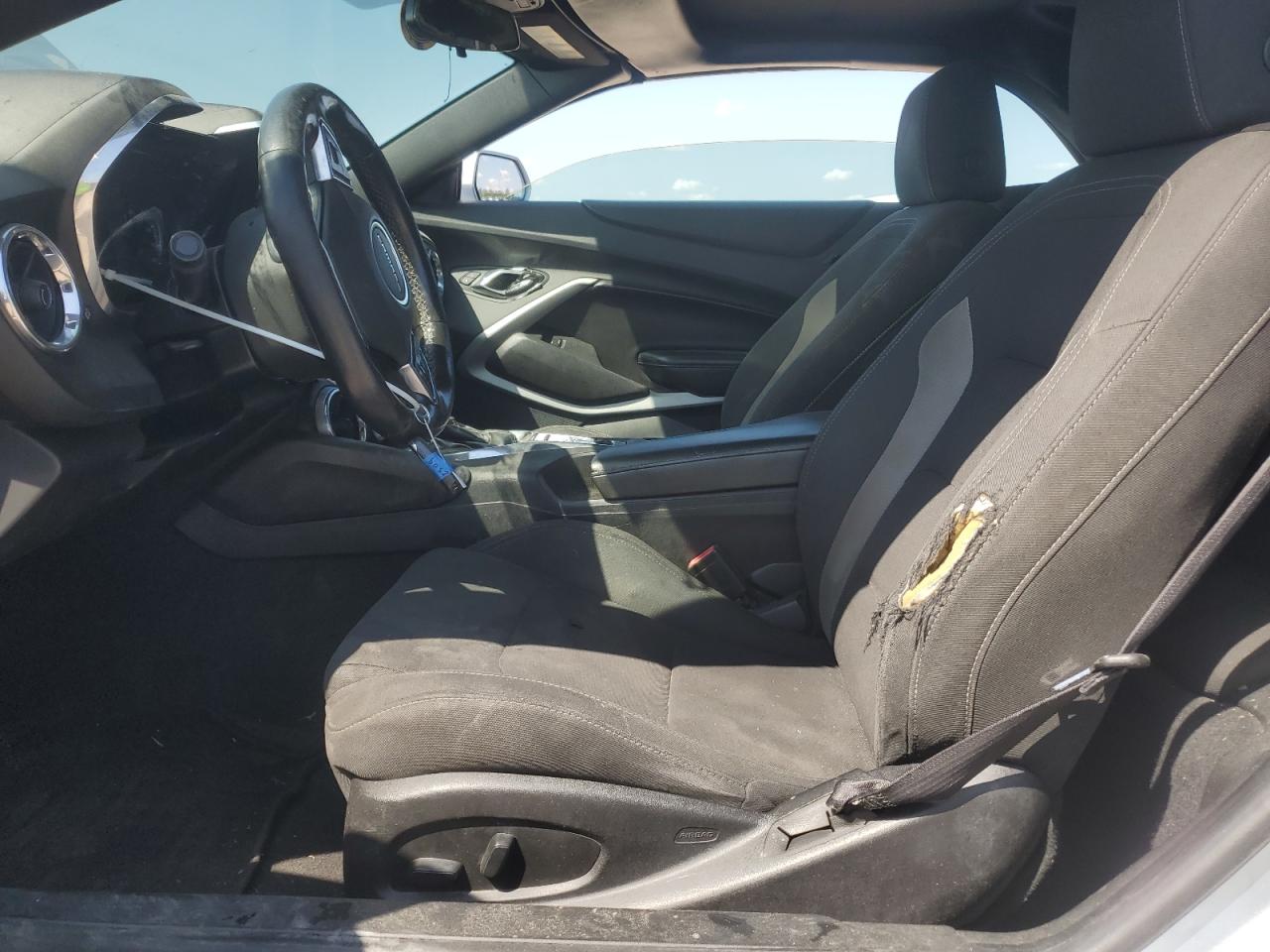 1G1FB3DX2J0130563 CHEVROLET CAMARO 2018