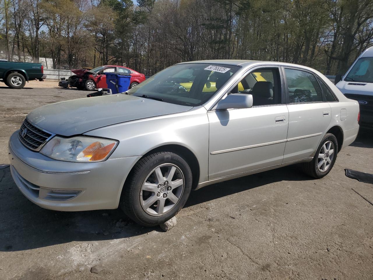 2004 Toyota Avalon Xl for Sale in Austell, GA - All Over