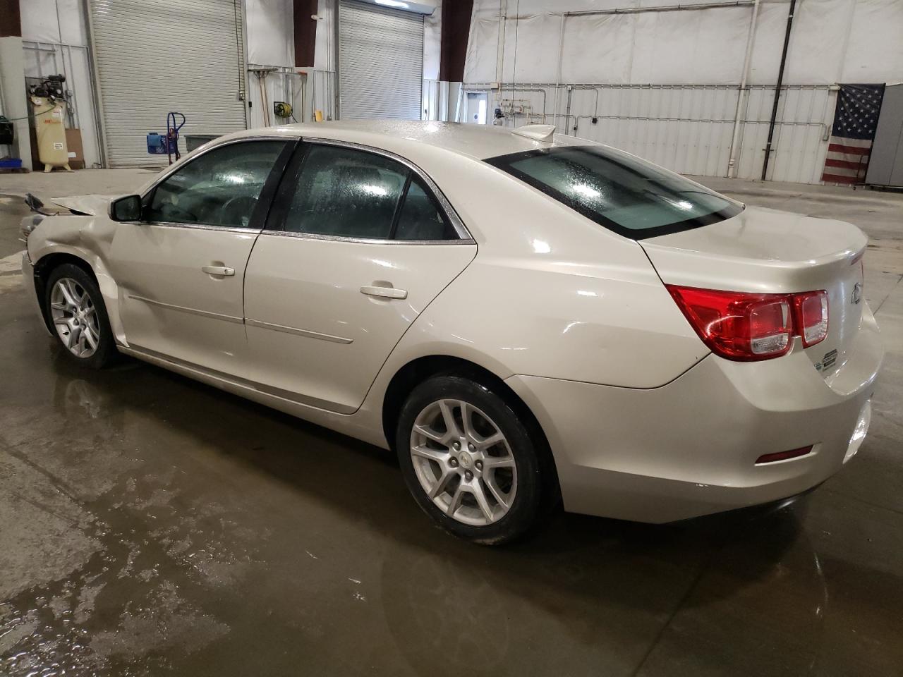 2015 Chevrolet Malibu - Image 2