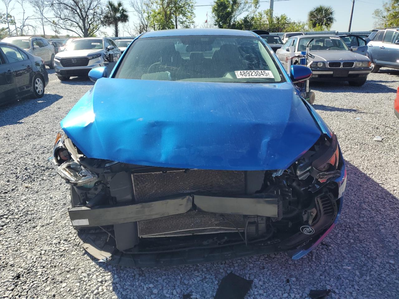 2018 Hyundai Elantra - Image 5