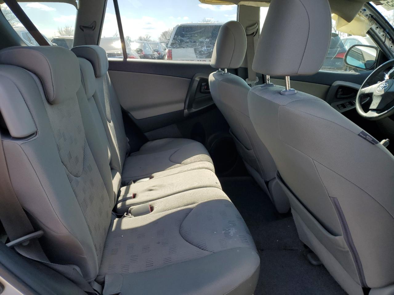 2009 Toyota RAV 4 - Image 11