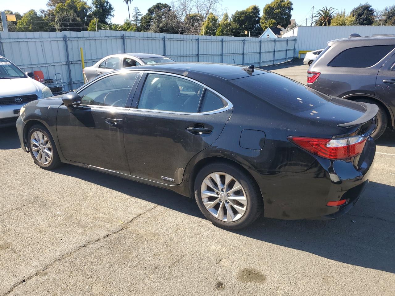 2013 Lexus ES - Image 2
