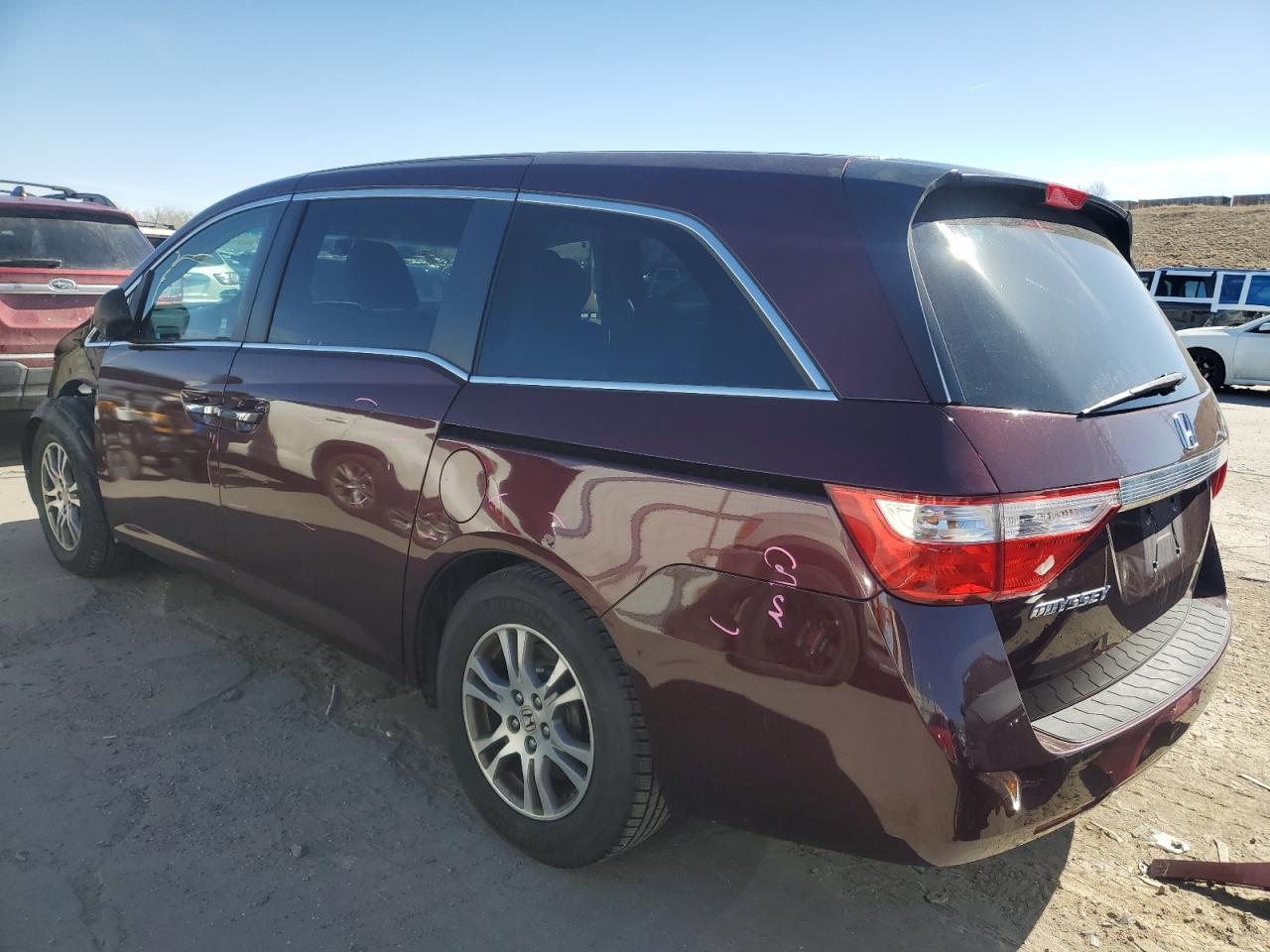 2011 Honda Odyssey - Image 2
