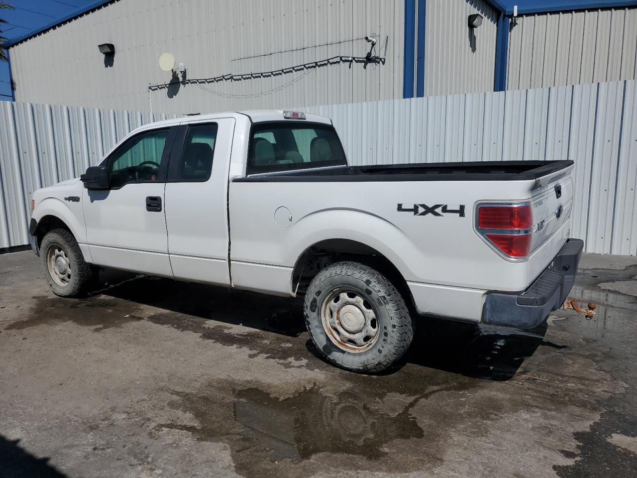 2014 Ford F-150 - Image 2