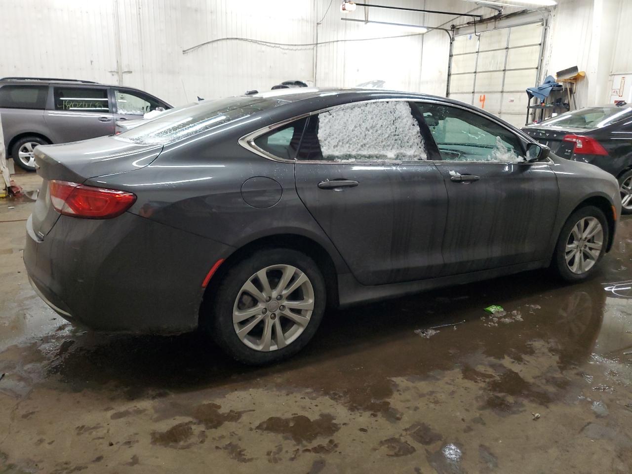2015 Chrysler 200 - Image 3