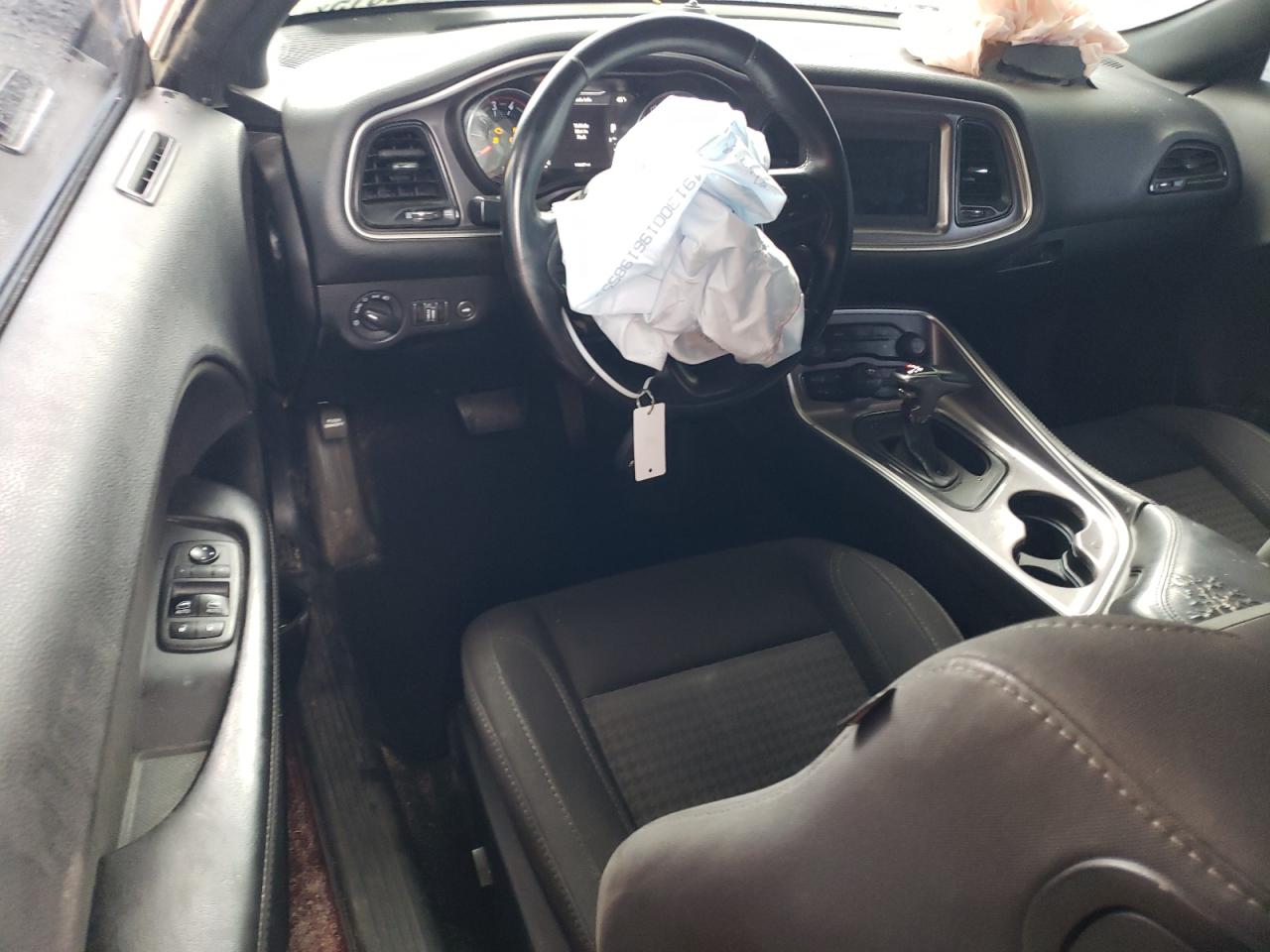 2019 Dodge Challenger - Image 8