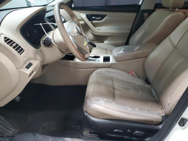 Sedans NISSAN ALTIMA 2016 Biały