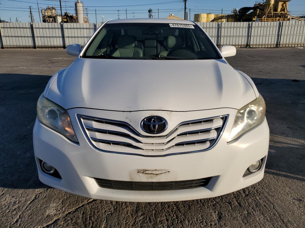2011 Toyota Camry - Image 5