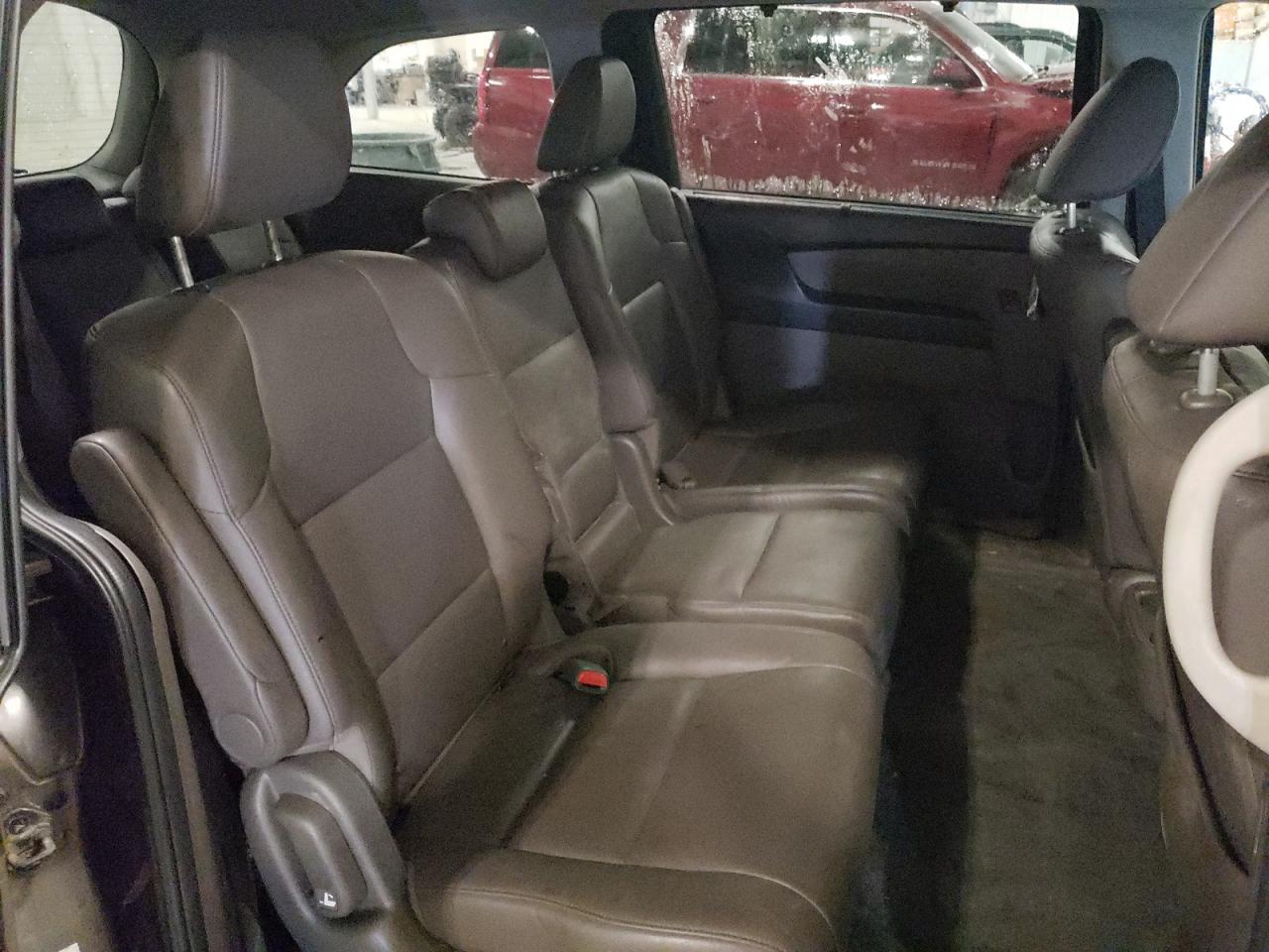 2014 Honda Odyssey - Image 11