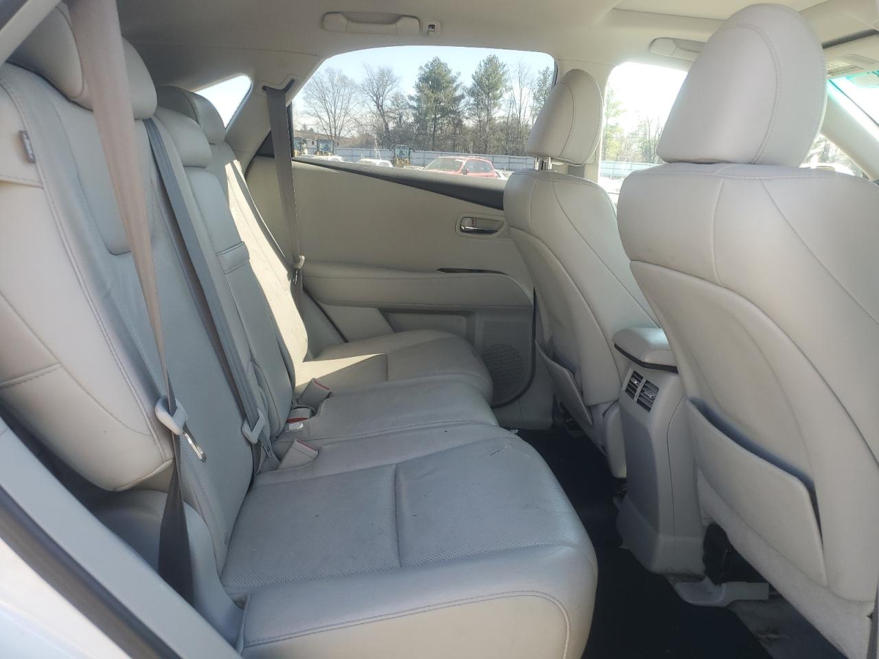 2010 Lexus RX - Image 11