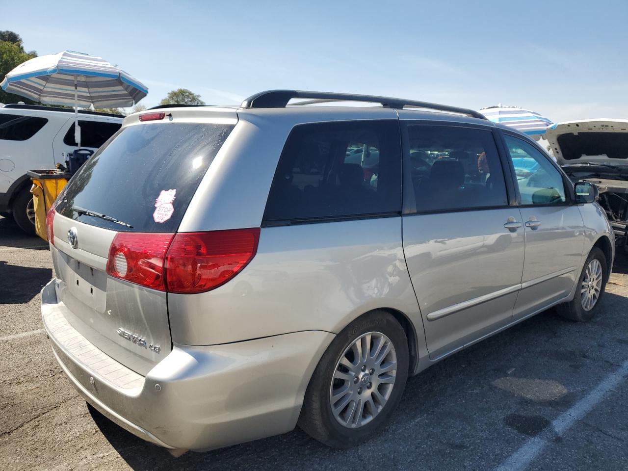 2008 Toyota Sienna - Image 3