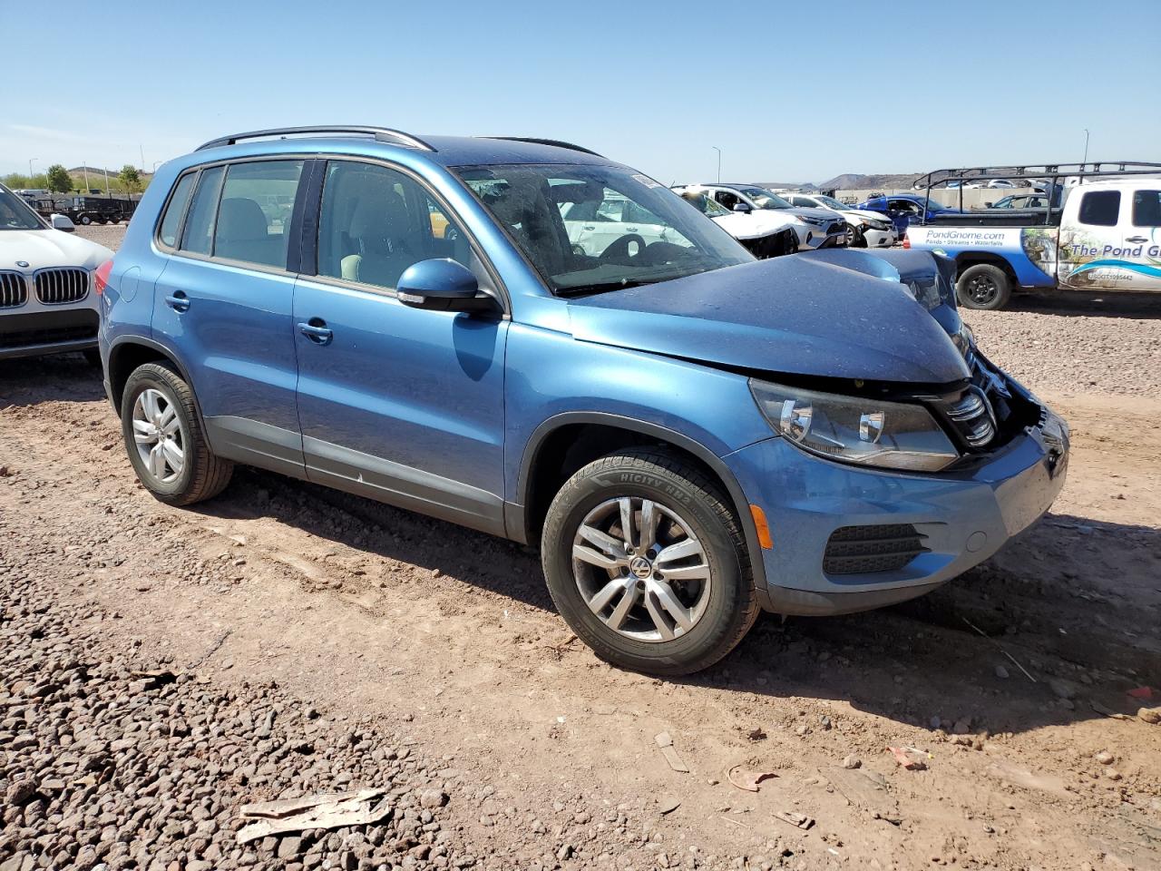 2017 Volkswagen Tiguan - Image 4