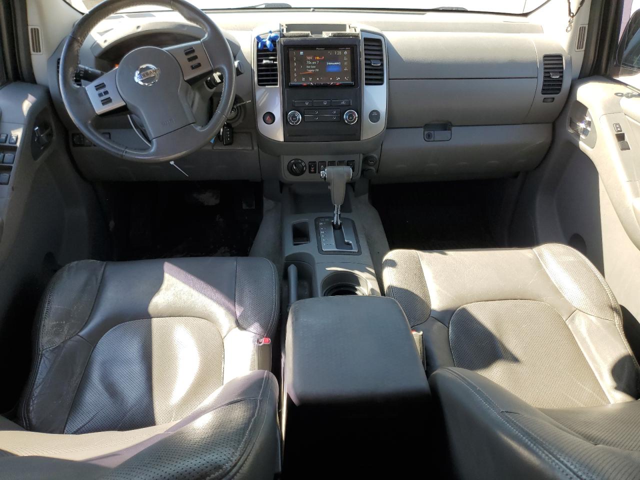 2012 Nissan Navara (Frontier) - Image 8