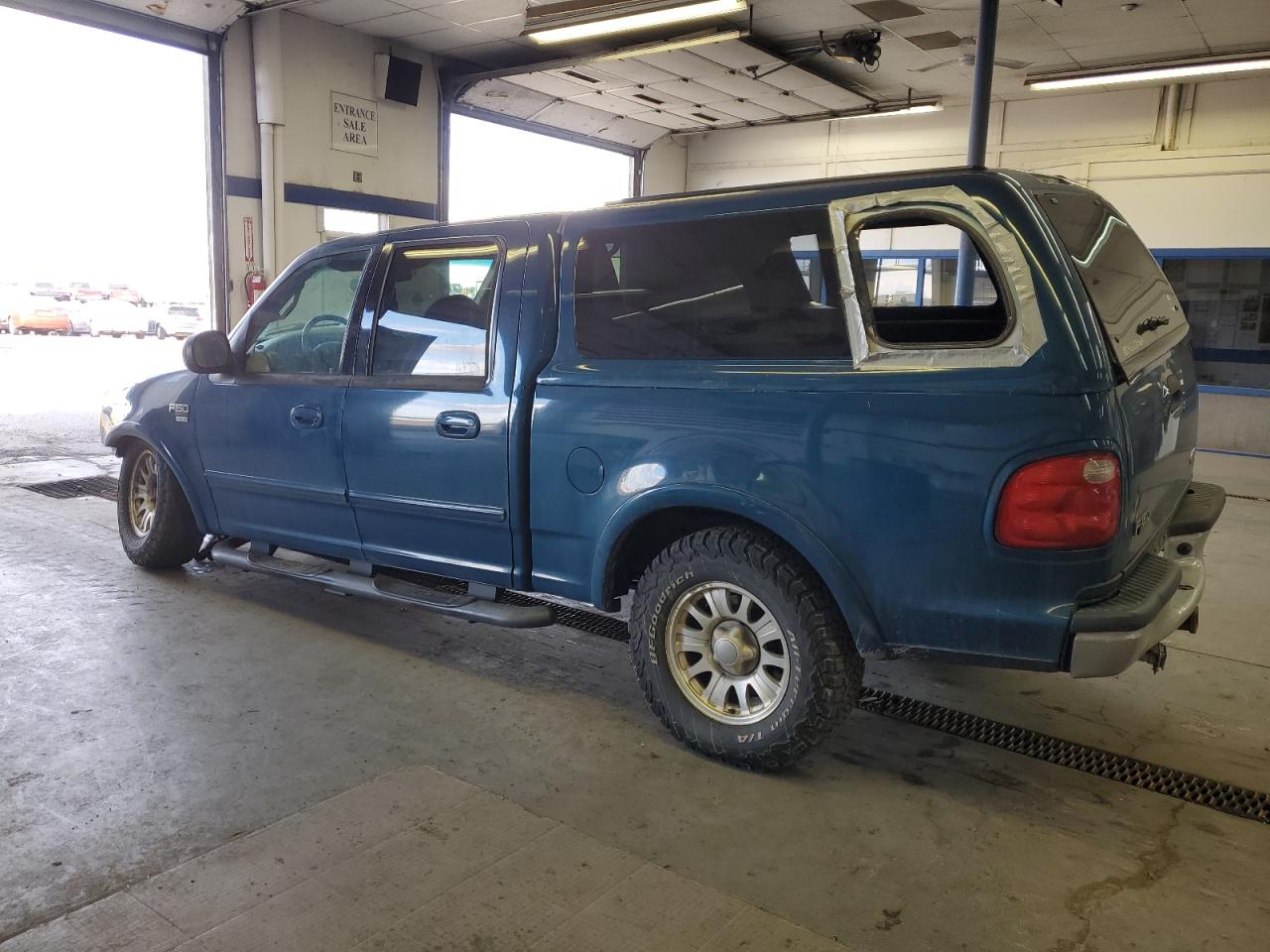2001 Ford F-150 - Image 2