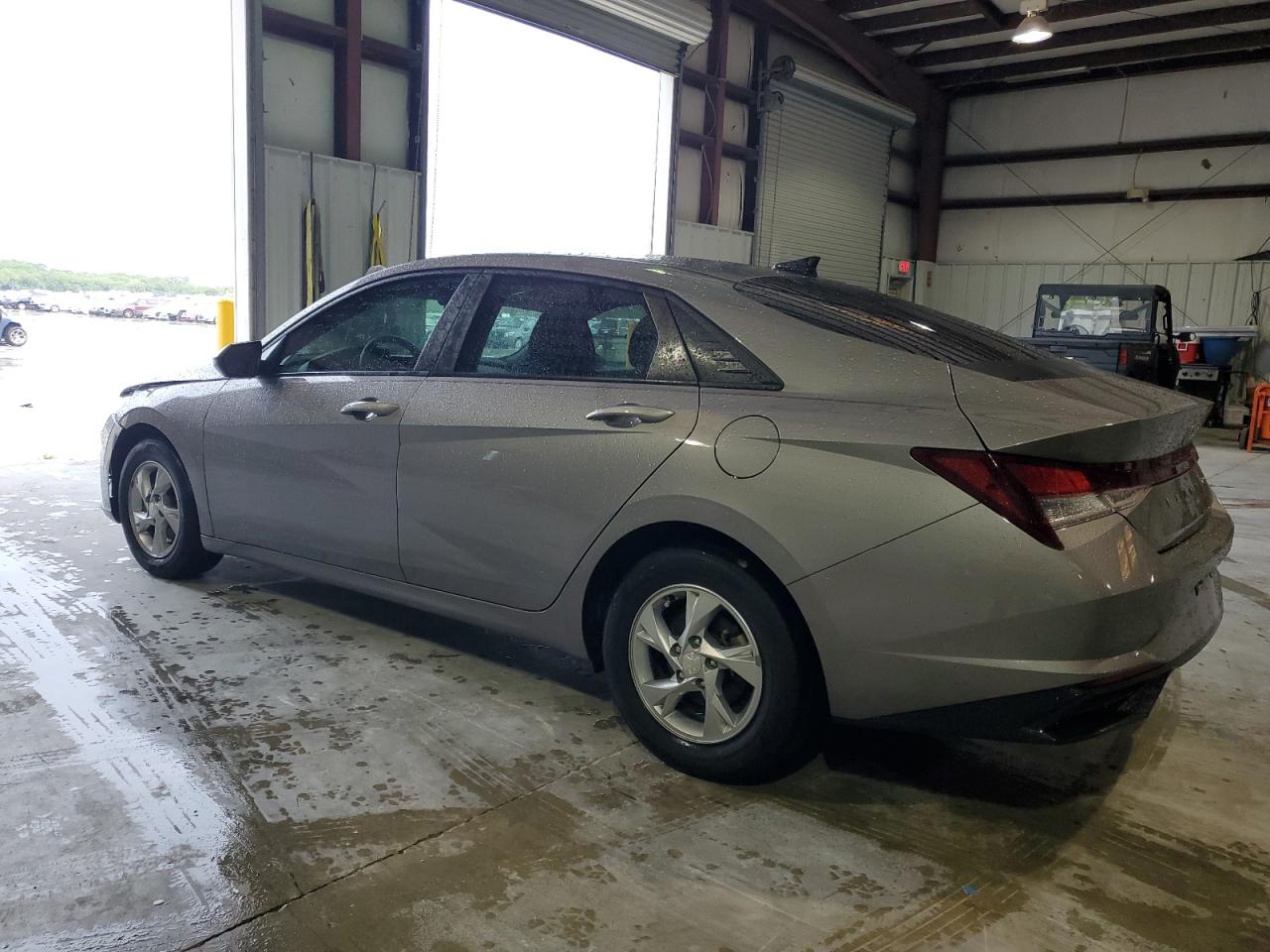 2021 Hyundai Elantra - Image 2