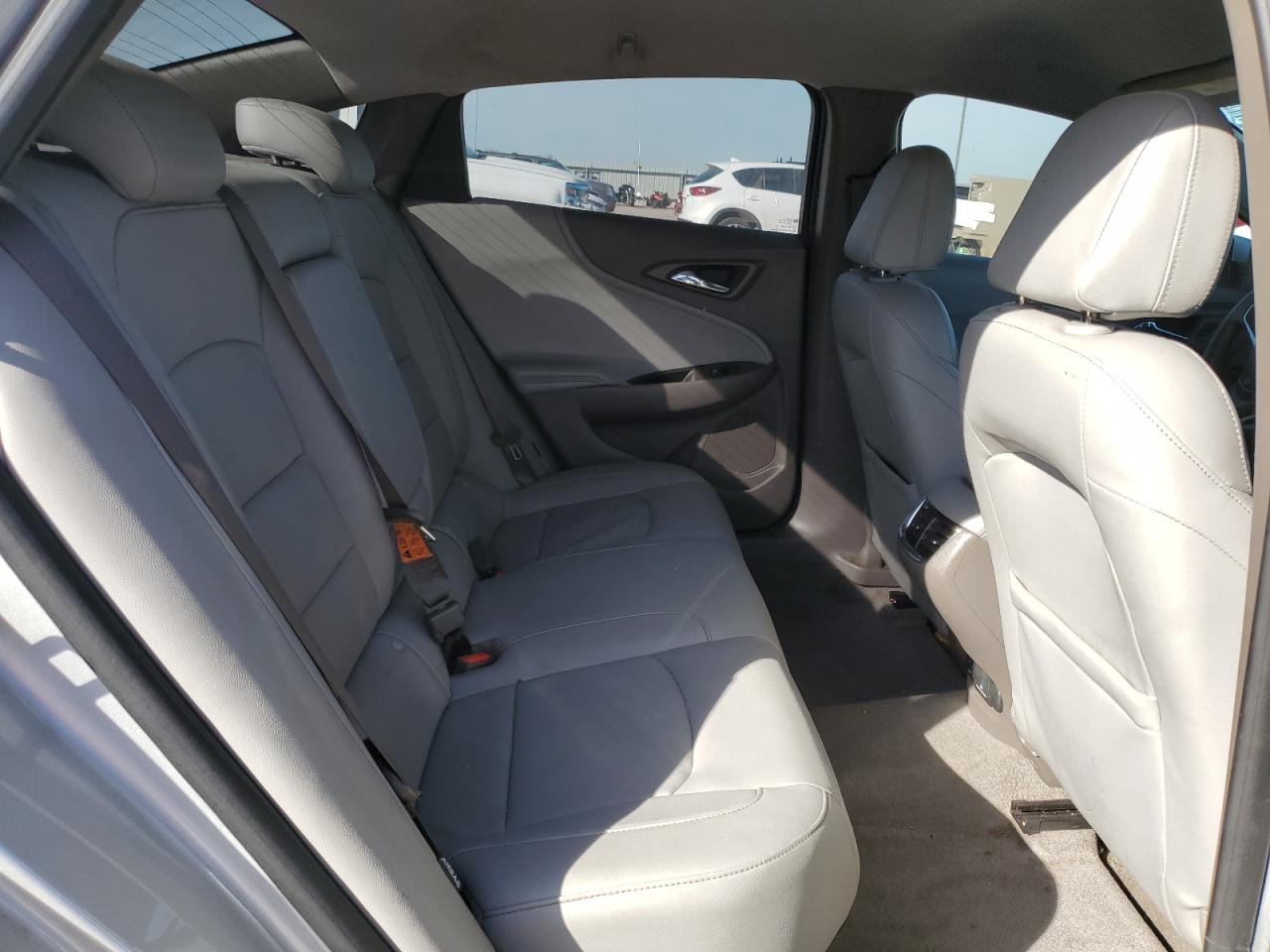 2016 Chevrolet Malibu - Image 10