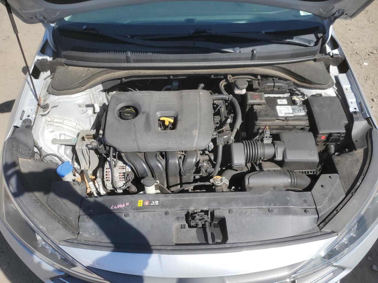 2020 Hyundai Elantra - Image 11