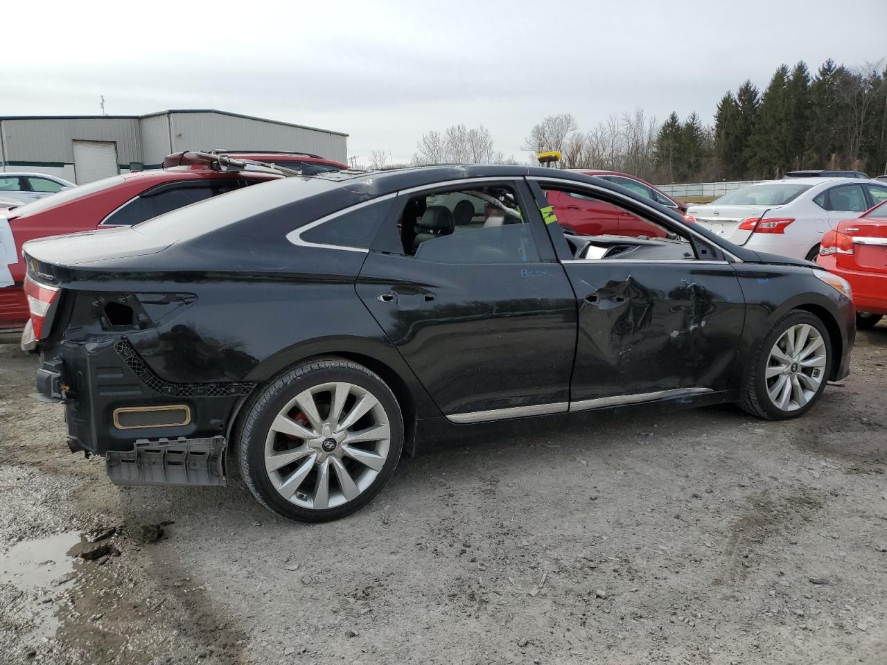 2015 Hyundai Azera - Image 3